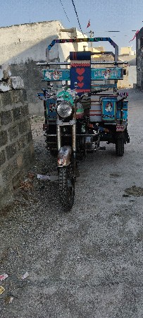 રીક્ષા વેચવાની છે