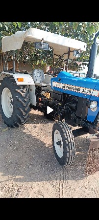 ટ્રેક્ટર,ટોલી અને ખેતીના ઓજારો