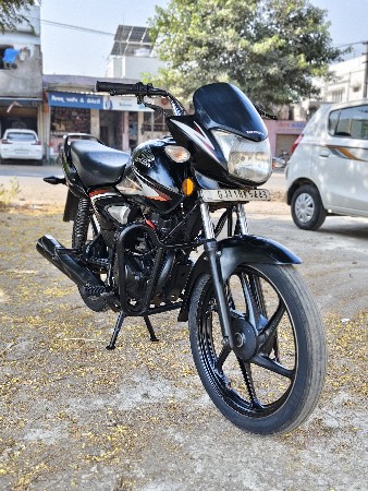 HONDA CB SHINE
