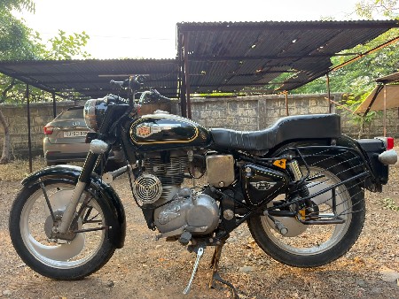 Royal Enfield standard bullet