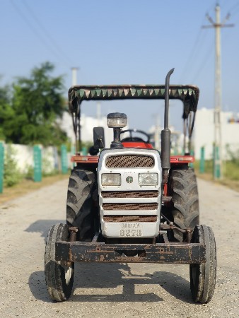 ટ્રેકટર વેચવાનુ છે