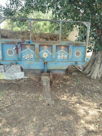 ટ્રોલી વેચવાની છે