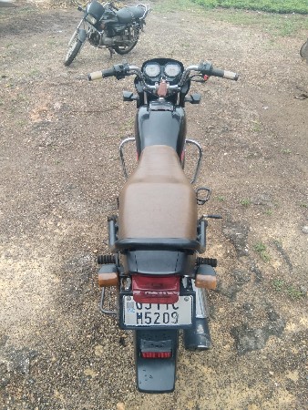 ટુ વ્હીલર વેચવાનું છે