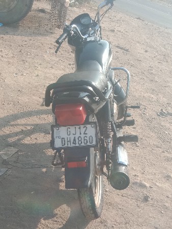 મોટરસાઇકલ  વેચવાની છે