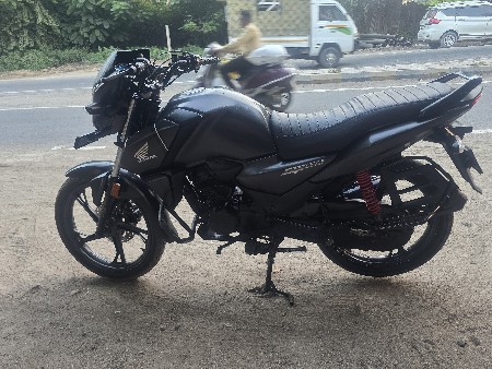 ટુ વ્હીલર વેચવાનું છે
