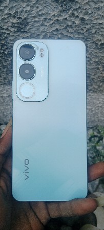 1 વર થયું આમોબાઇલનુ