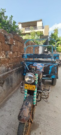 રીક્ષા વેચવાની છે
