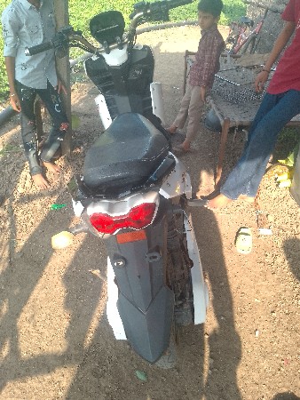 બેટરીવાળી સ્કુટી વેચવાની છે