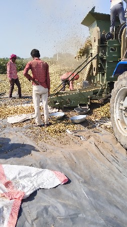 ગીતાનું થ્રેસર 50 કલાક ચાલેલું છે