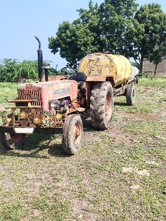 ટ્રેક્ટર અને ટેન્કર બંને વેચવાના
