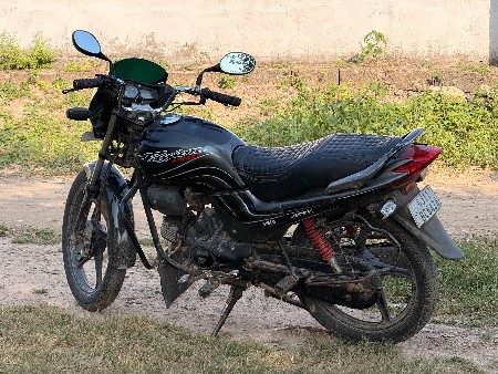 ગાડી વહેંચ વાની છે