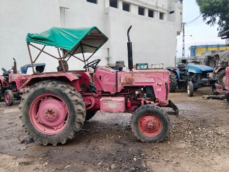 મહિન્દ્રા 275