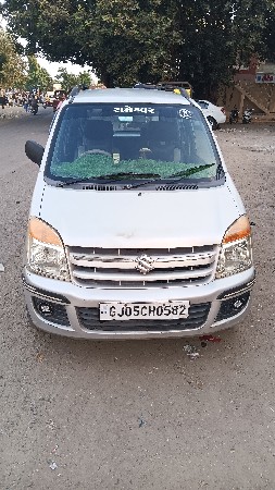 ફોર વ્હીલ- કાર