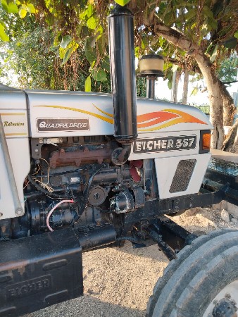 આઇસર 557