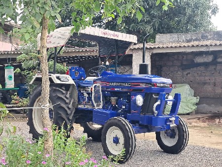 FARMTRAC વેચવાનું છે