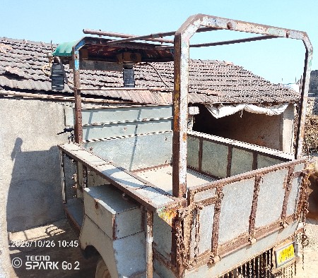 રીક્ષા વેચવાની છે