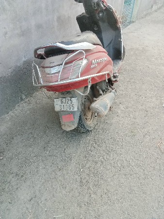 મેસ્ટ્રો એકટીવા વેચવાનું છે 2017 ન
