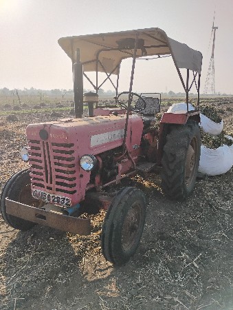મીની અને મોટું ટ્રેક્ટર