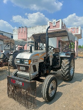 Eicher 380