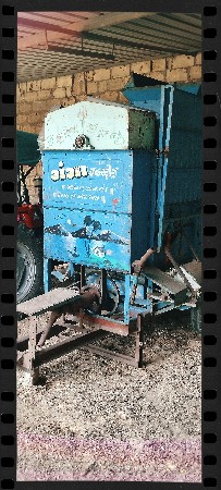 ગંગાનું થ્રેસર વેચવાની છે