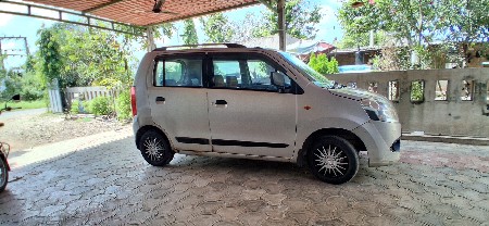 કાર વેચવાની સે