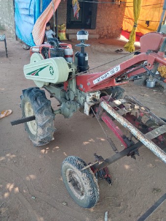 વેચવાનું છે