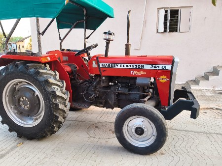મેસી 241 ડી આઈ