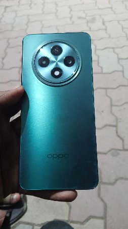 મોબાઇલ વેચવાનો છે