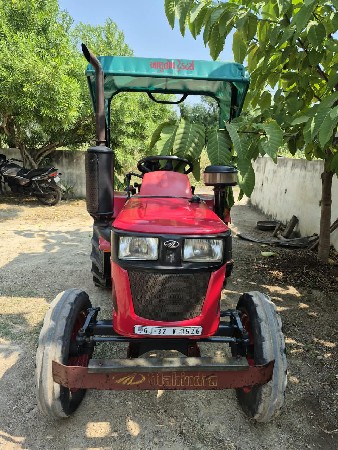 યુવરાજ 215