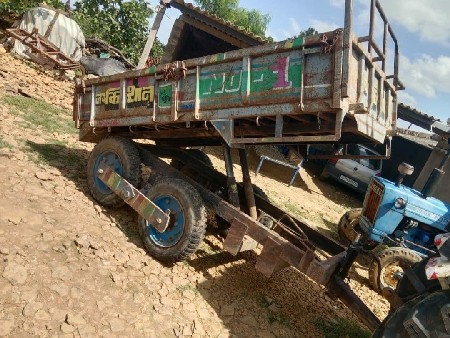 કિસાન કંપનીનો ફોરવીલ ટેલર વેચવાનું