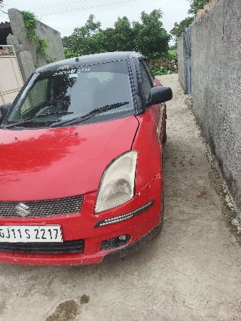 swift zxi CNG