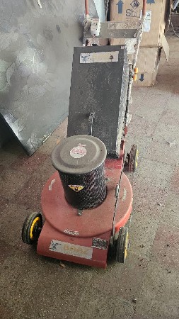 ઘાસ કાપવા ના મશીન