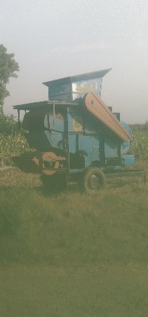 થૈસર બાવડ ટ્રેક્ટર પર ચાલે એ