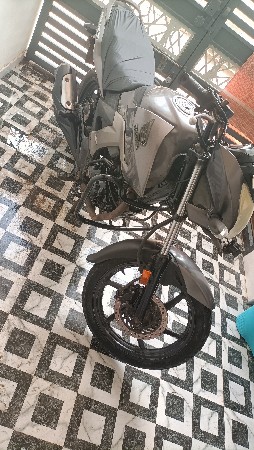 હોન્ડા યુનિકોર્ન વેચવાનું છે