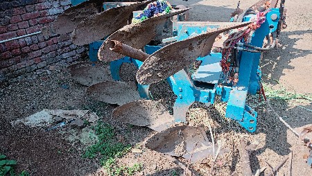 4 ના સવડા  વેચવાની છે