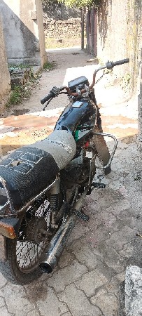 વેચવાની છે