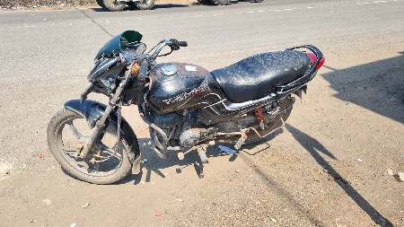 ટુ વ્હીલ વેચવાનું છે