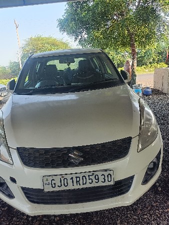 ગાડી વહેંચવાની છે