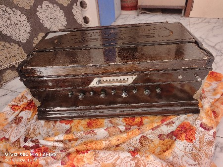 હાર્મોનિયમ વ્યાજબી ભાવ માં....