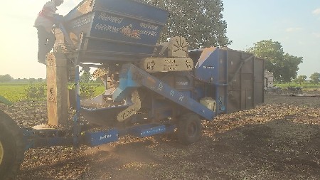 વિશાલ કંપનીનો ડબ્બો વેચવાનો છે