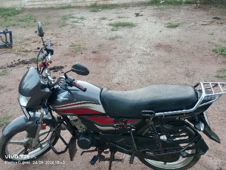 ટુ વ્હીલર વેચવાનું છે