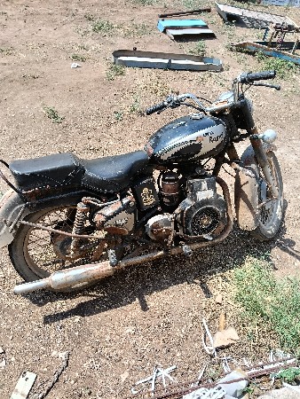 ડીઝલ બુલેટ વેચવાનું છે