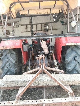tractor vesvanu se
