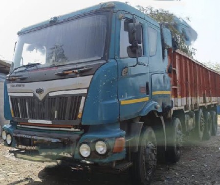 Mahindra truck લેવાનો છે 12 ટાયર