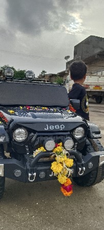 છોકરા ઓની થાર રમકડા ની