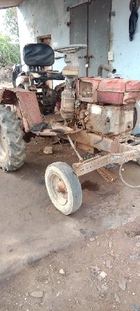 ભંગાર ગાડી ટ્રેક્ટર દેવા માટે